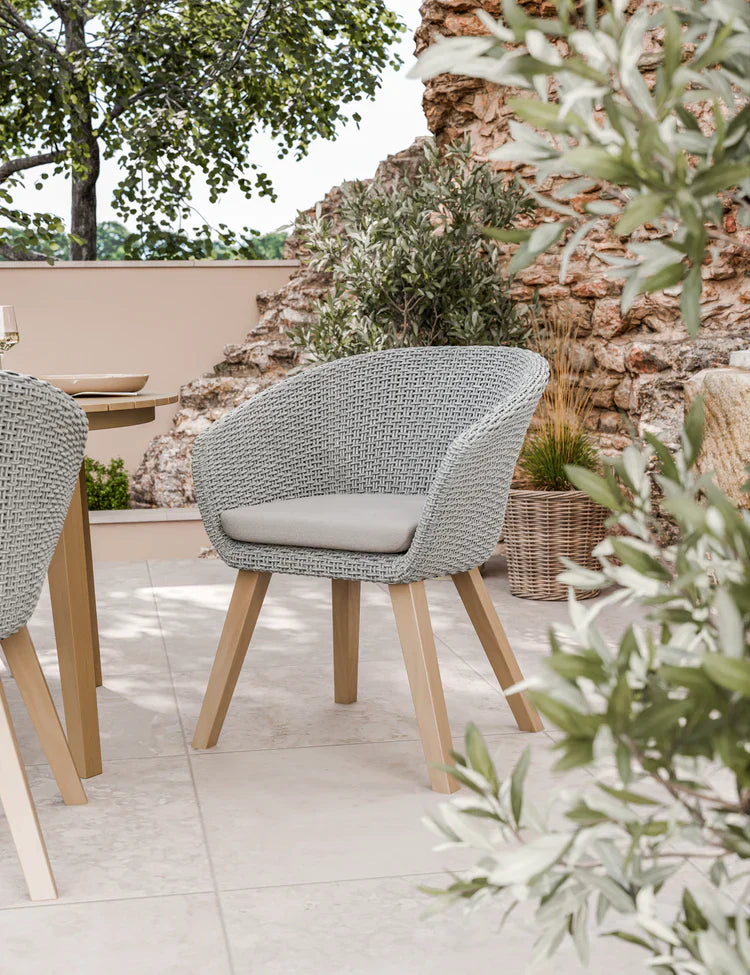 Royal Craft - Roma 4 Seater Round Sunray with Terrazzo Insert Dining Set with Sol Dining Chairs