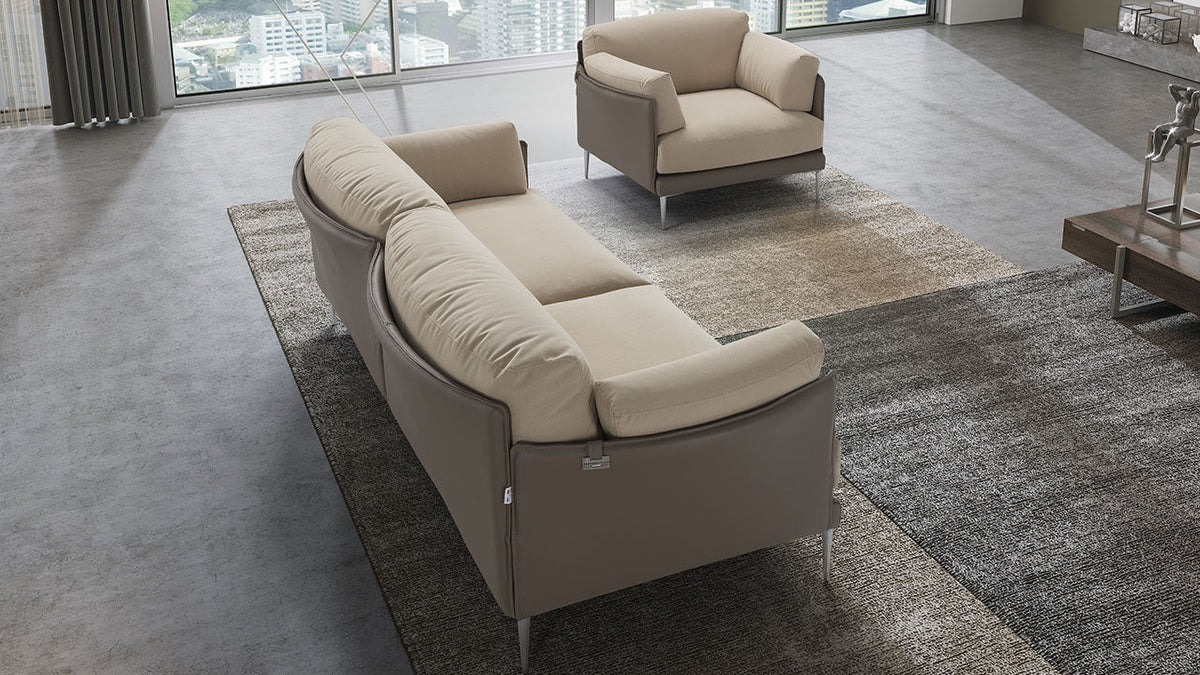 Hirondelle Italian Leather Sofa with Adjustable Headrests