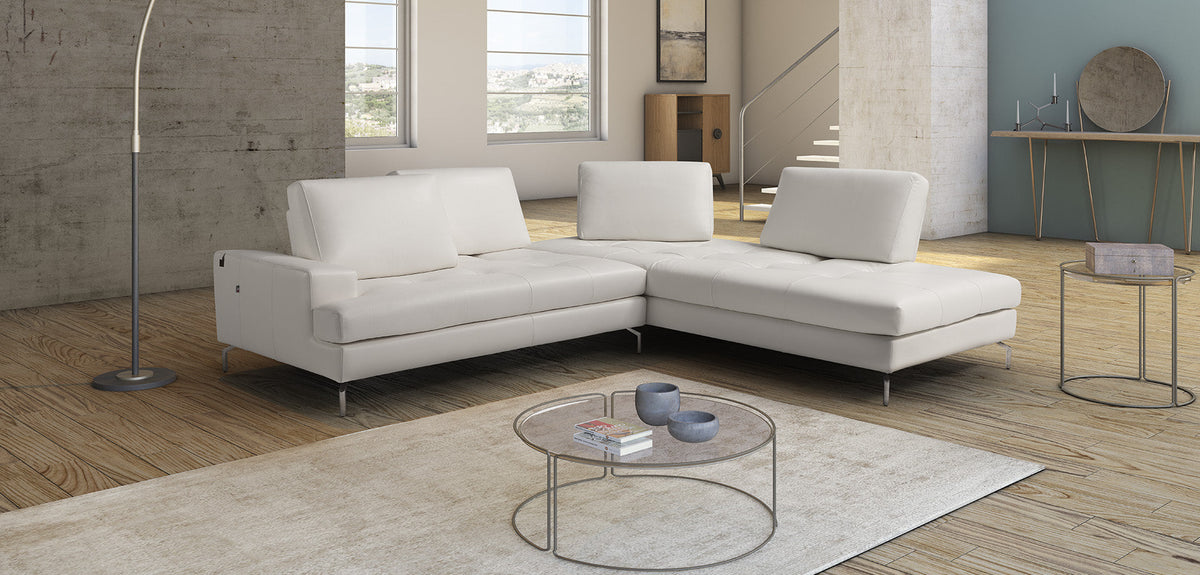 Voyager Leather Sofa Collection