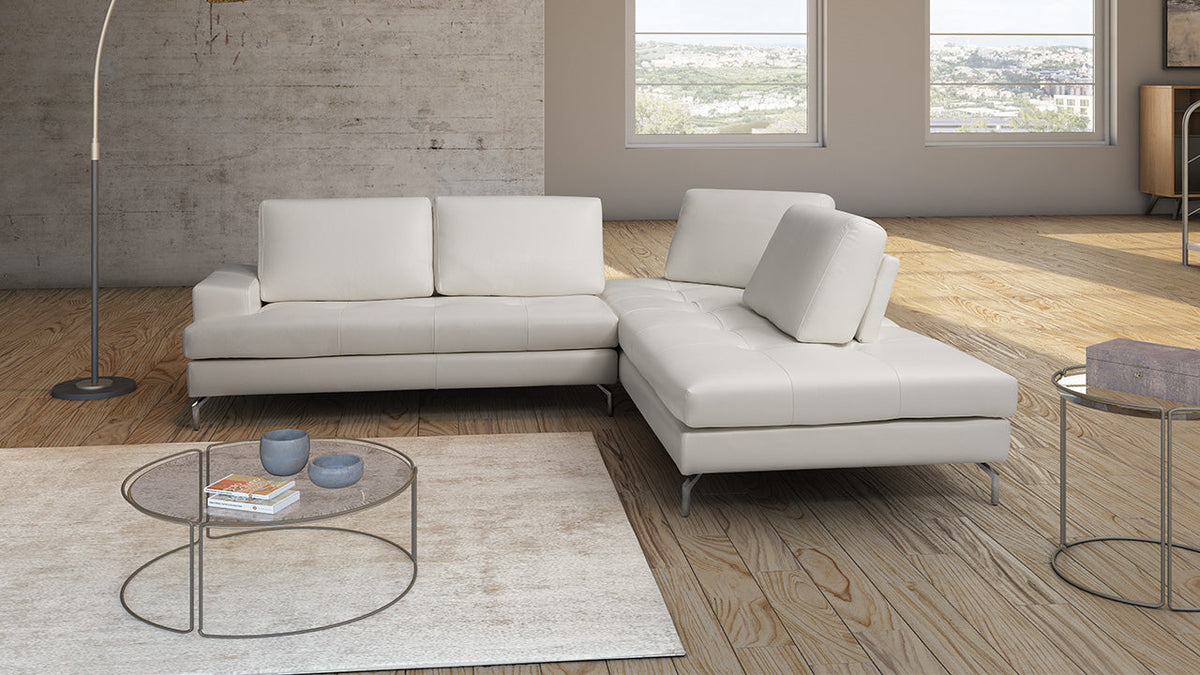 Voyager Leather Sofa Collection