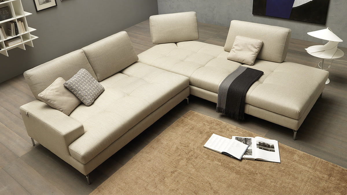 Voyager Leather Sofa Collection