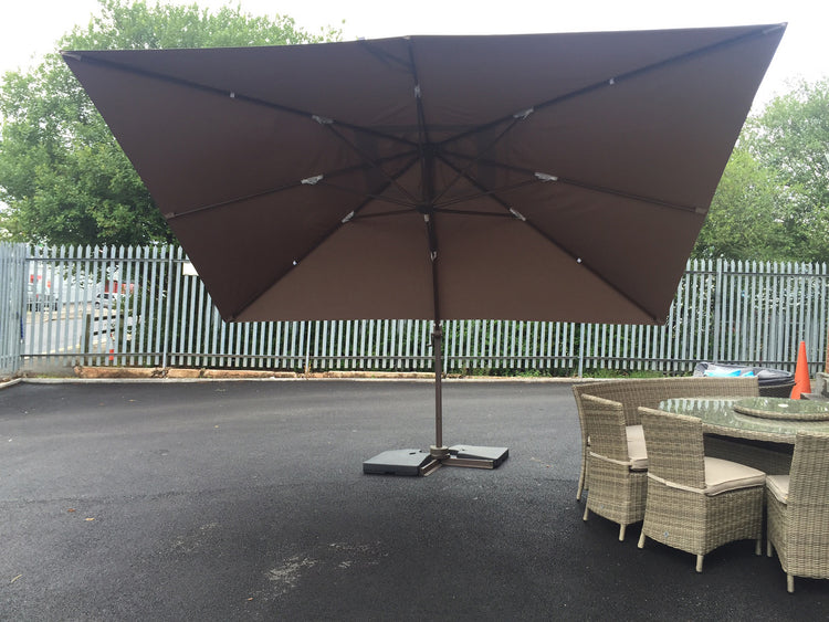 Rattan 3x3m Square Cantilever Parasol in Chocolate | Para0088