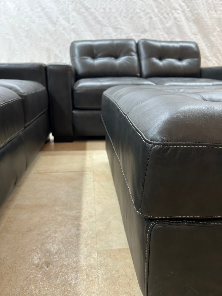 Ex-Display Alaska Black Leather 2+2 Seater Sofa Set