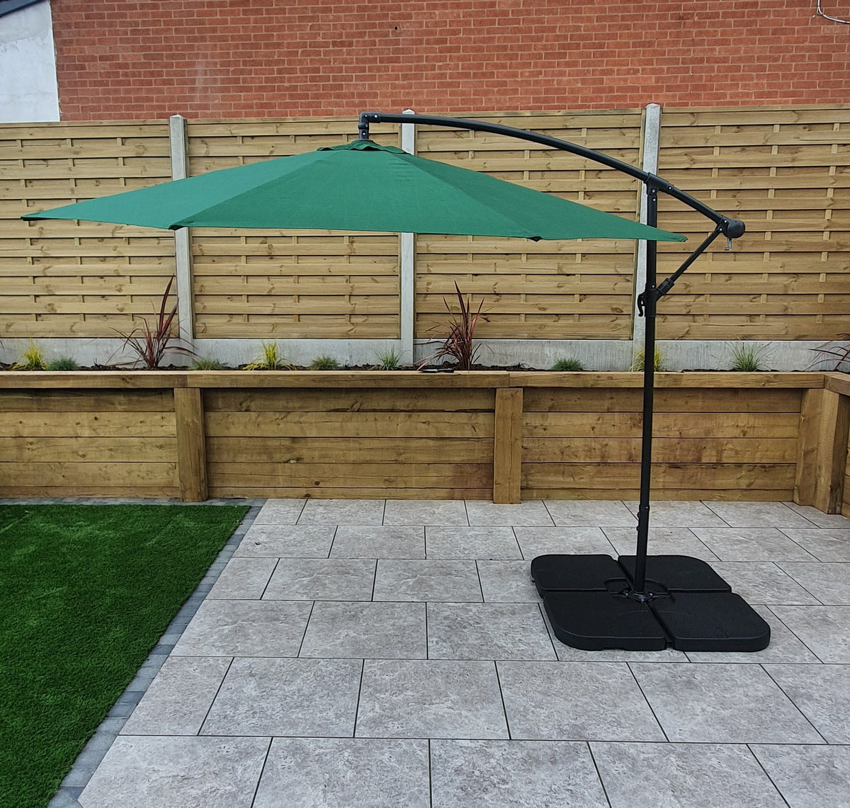3m Green Banana Garden Parasol with Tilt Mechanism