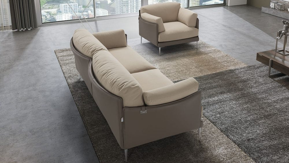 The Timeless Allure of Italian Sofas: Why Buy Italian?