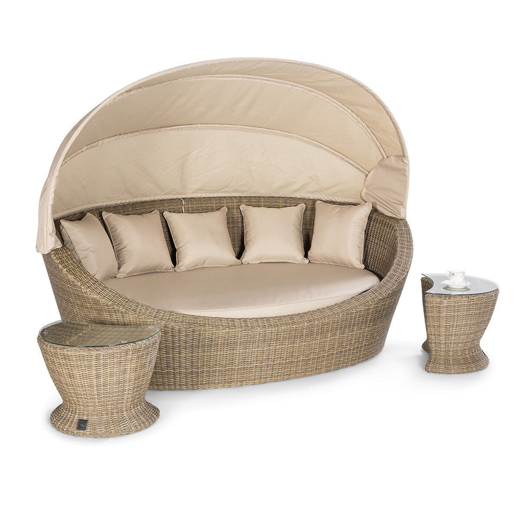 Homeflair - Winchester Rattan Daybed