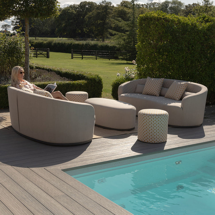 Homeflair - Ambition Curve 3 Seater Sofa Daybed