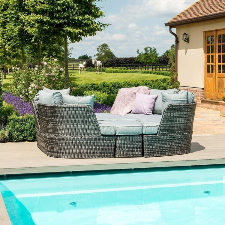 Homeflair – Lotus Rattan Daybed
