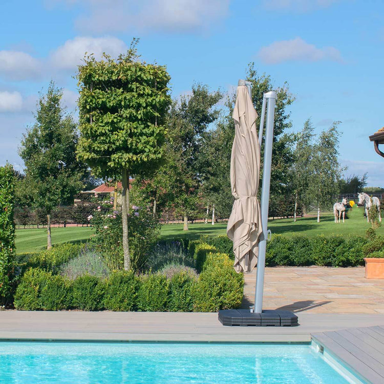 Homeflair - Zeus 3.5m Round Rotating Cantilever Parasol