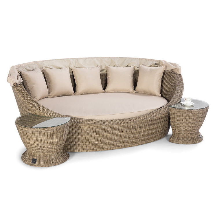 Homeflair - Winchester Rattan Daybed