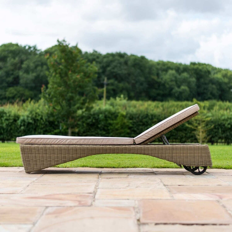 Homeflair - Winchester Rattan Sunlounger Set