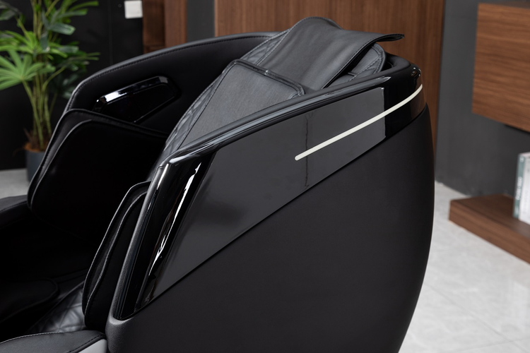Easemaster Full-Body 3D Massage Chair