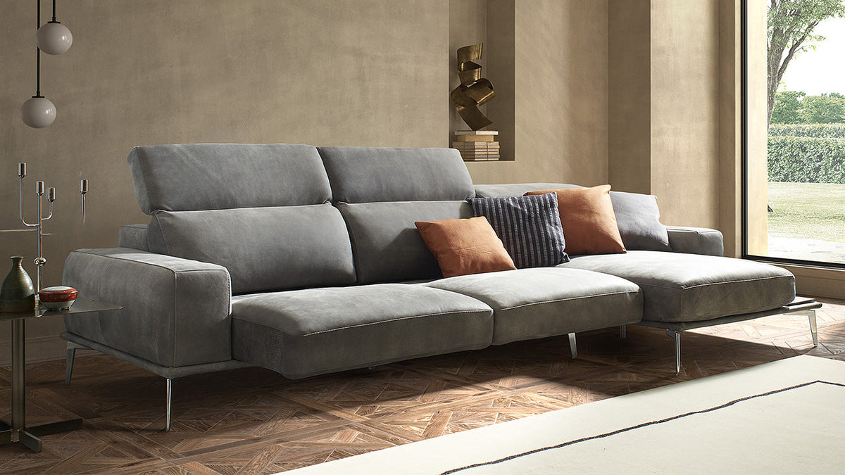 Villeneuve Leather Sofa Collection