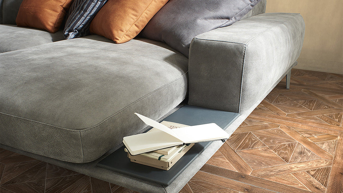 Villeneuve Leather Sofa Collection