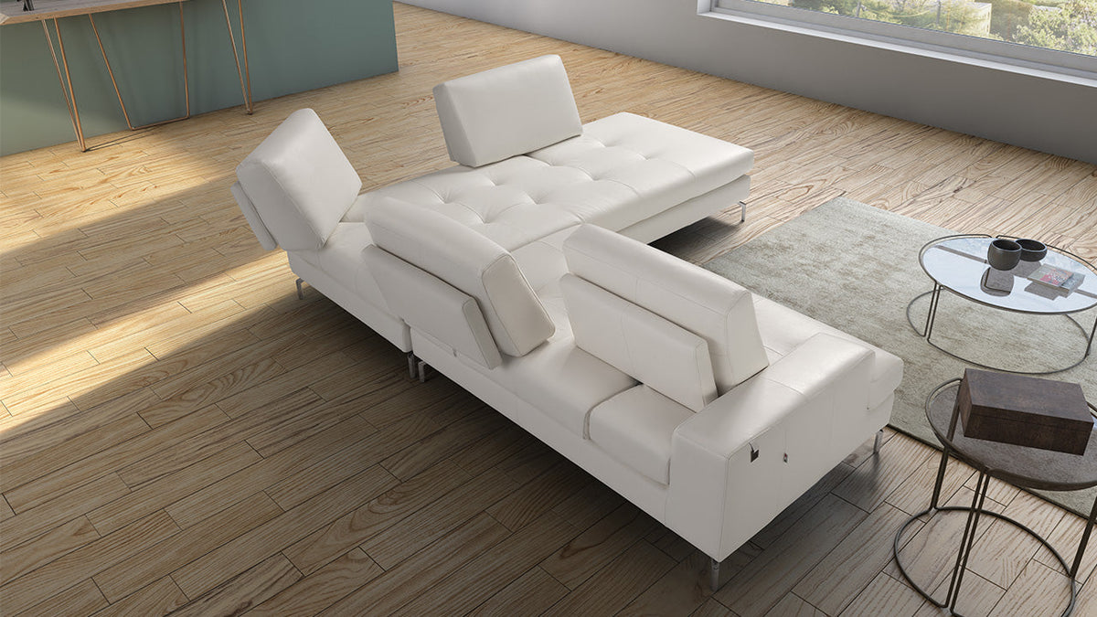 Voyager Leather Sofa Collection