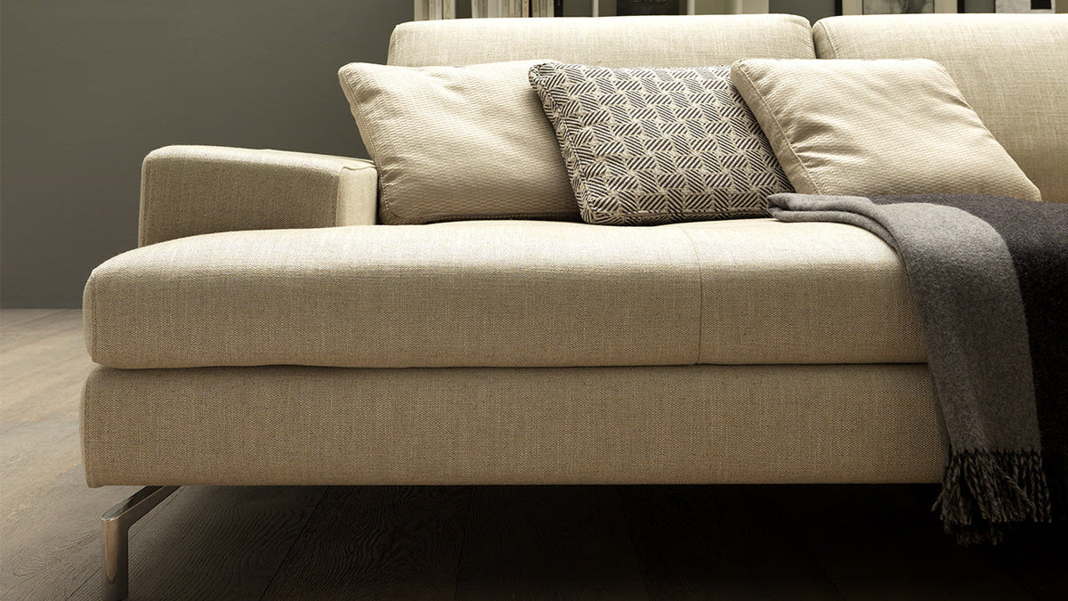 Voyager Leather Sofa Collection