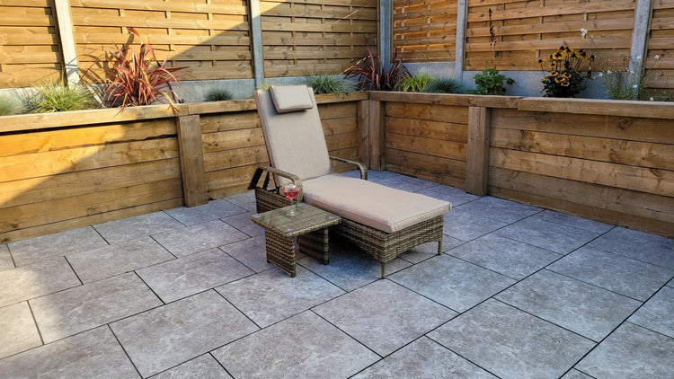 Signature Weave - Rattan Single Sun lounger with drinks table | Savannah | Sava0406