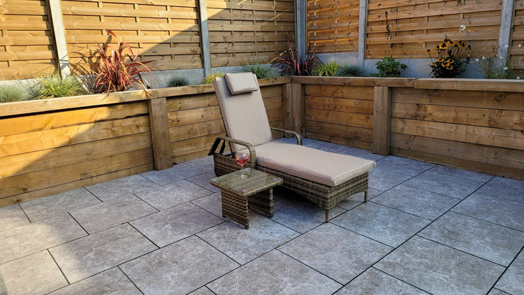 Signature Weave - Rattan Single Sun lounger with drinks table | Savannah | Sava0406