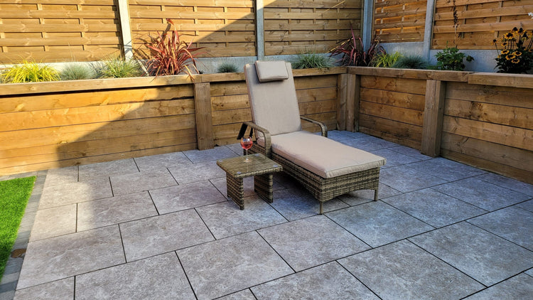 Signature Weave - Rattan Single Sun lounger with drinks table | Savannah | Sava0406