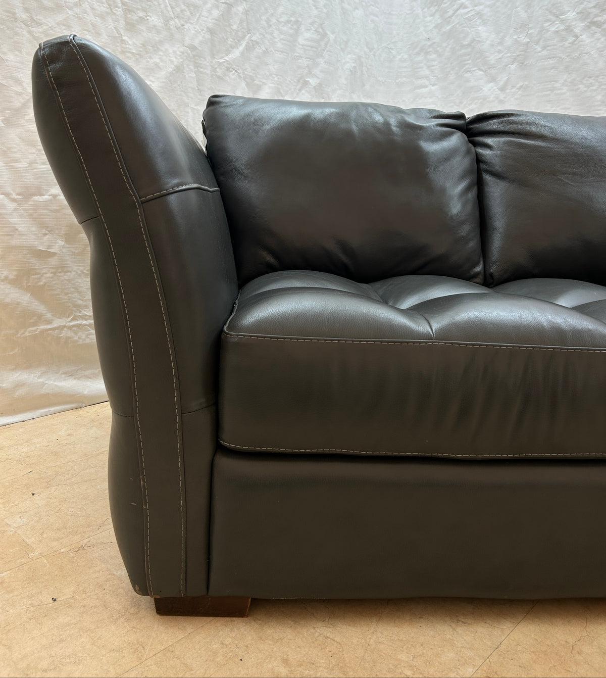 Gordon Ex-Display Deep Grey Leather 2 Seater Sofa | EX088