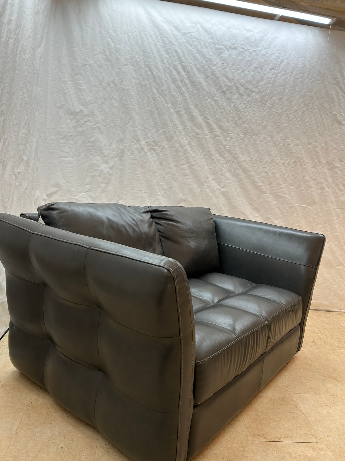 Ex-Display Gordon Dark Grey Leather 2 Seater Sofa