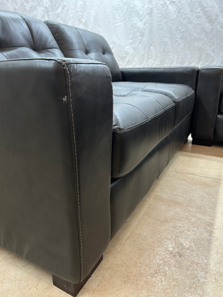 Ex-Display Alaska Black Leather 2+2 Seater Sofa Set