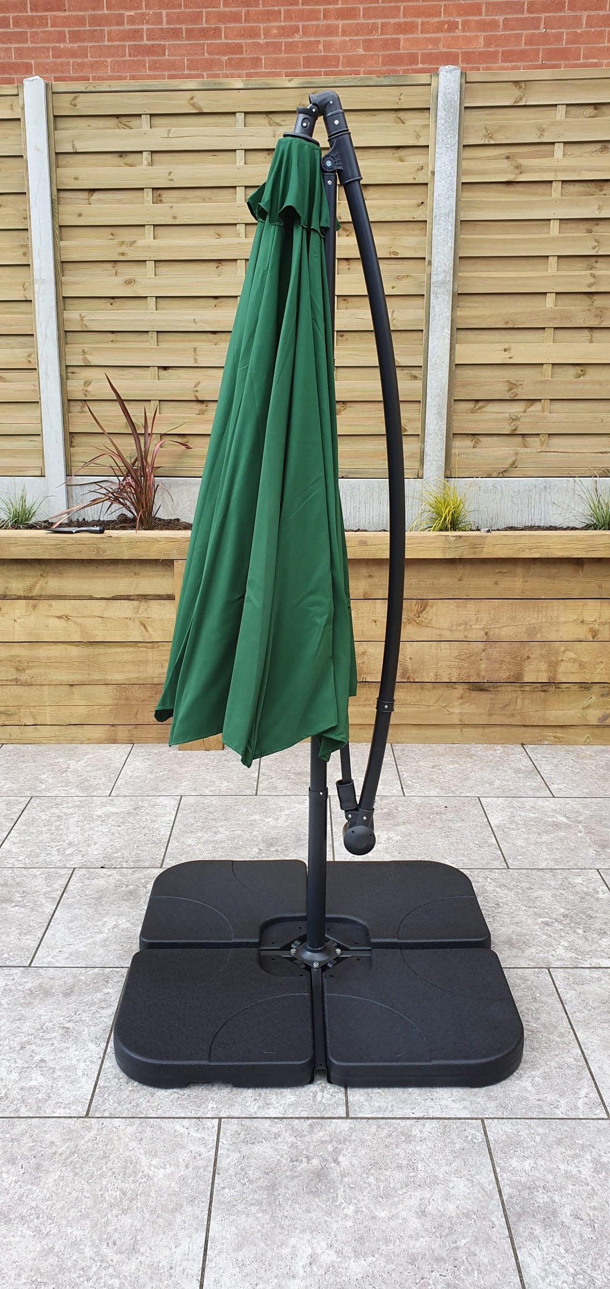 3m Green Banana Garden Parasol with Tilt Mechanism