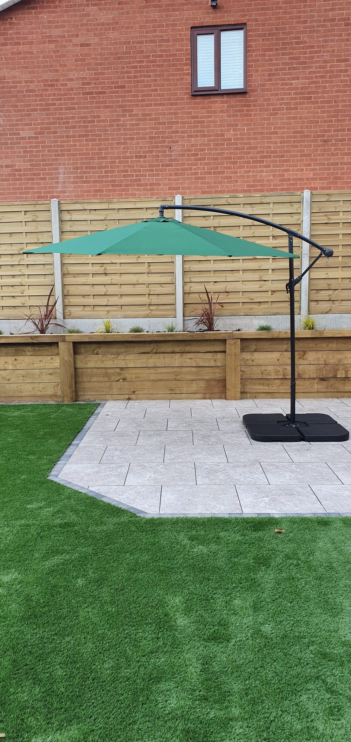 3m Green Banana Garden Parasol with Tilt Mechanism