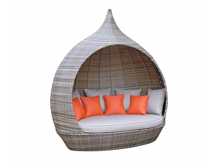 Rattan Pearl Daybed in Mixed Brown with Scatter Cushions | Pear0099