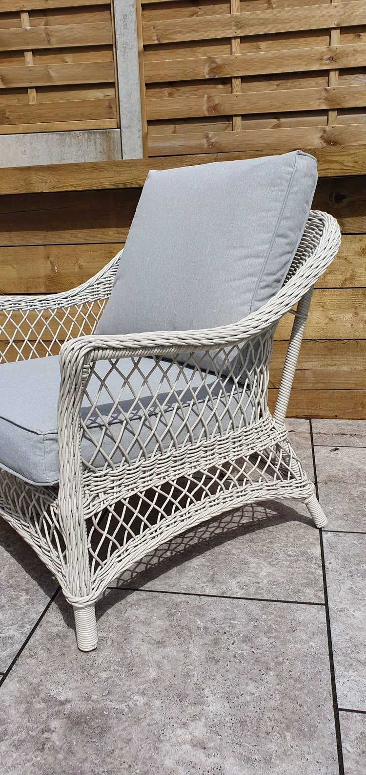Signature Weave - Rattan Sofa Set with Coffee Table in White Wicker | Rose | Rose0371