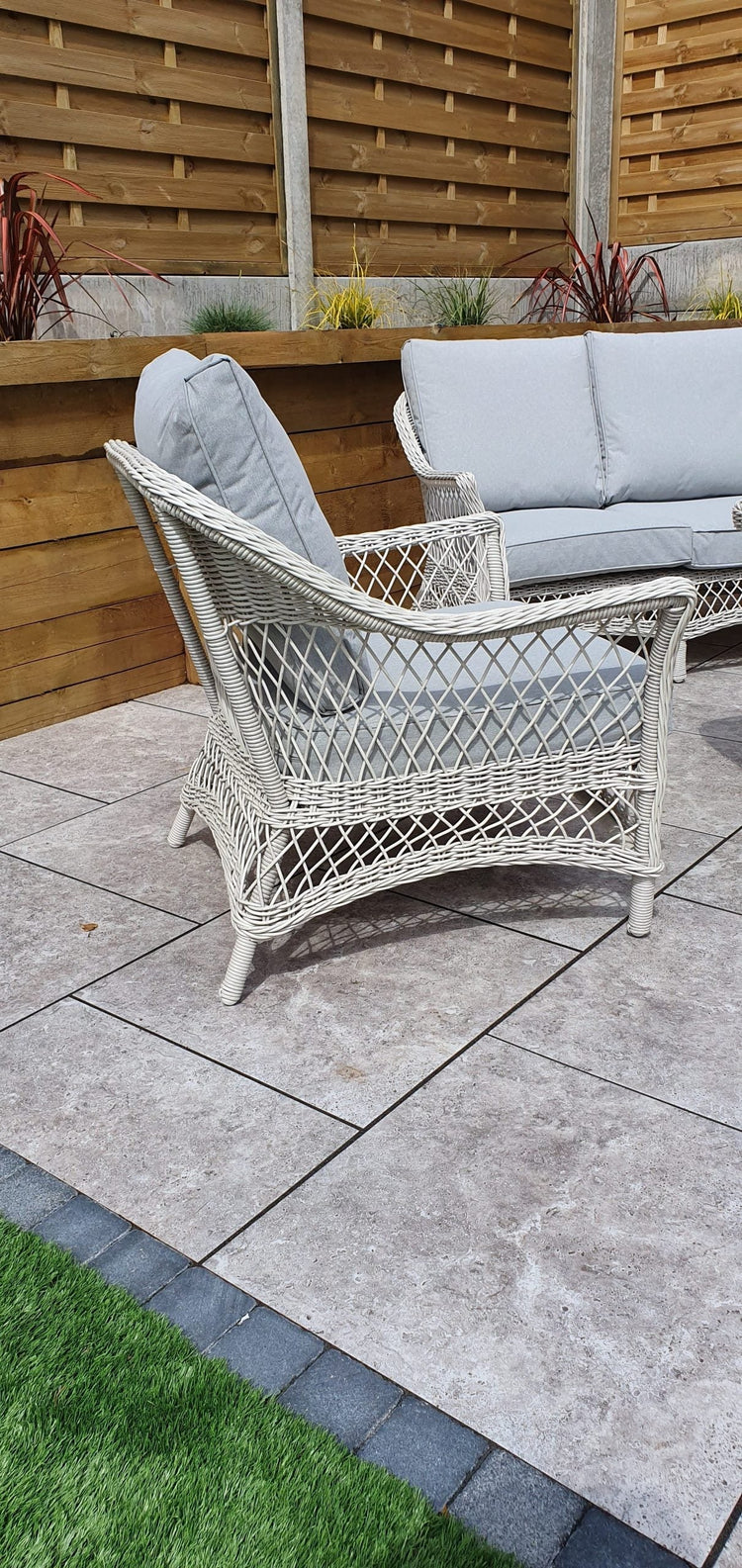 Signature Weave - Rattan Sofa Set with Coffee Table in White Wicker | Rose | Rose0371