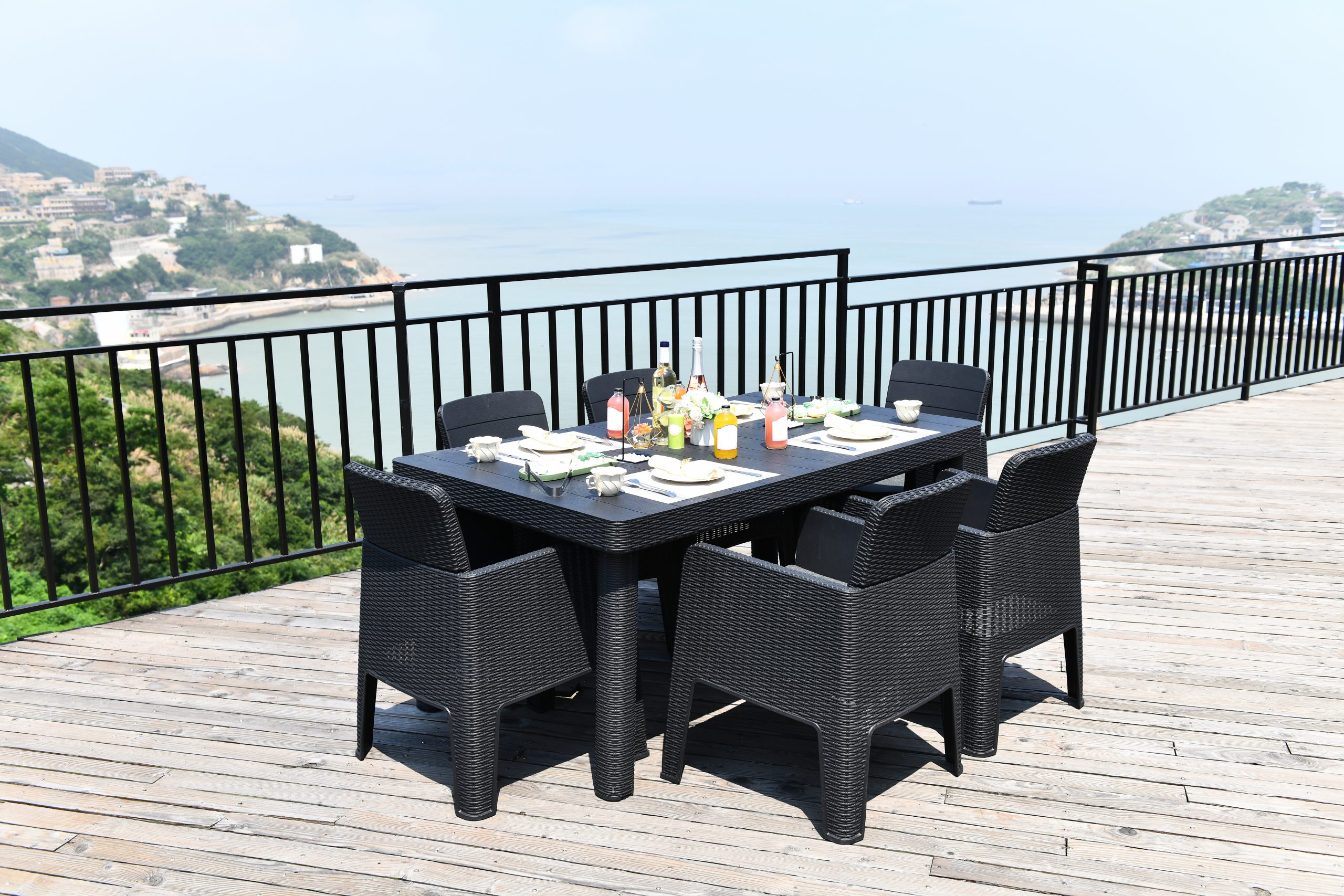 Faro Table and 6 chairs Set
