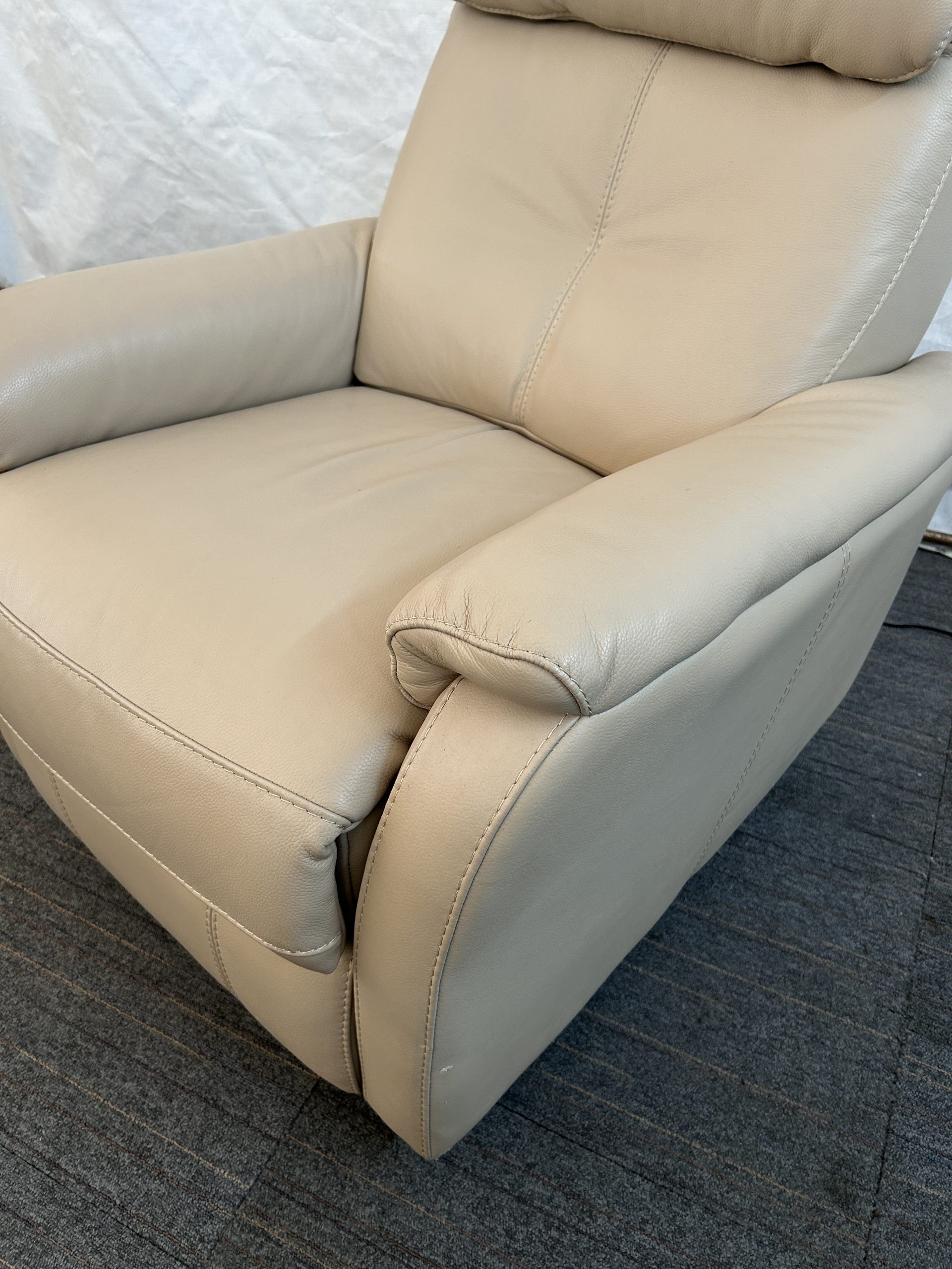 Ex-Display Rowan Electric Recliner Swivel Chair - Image 5