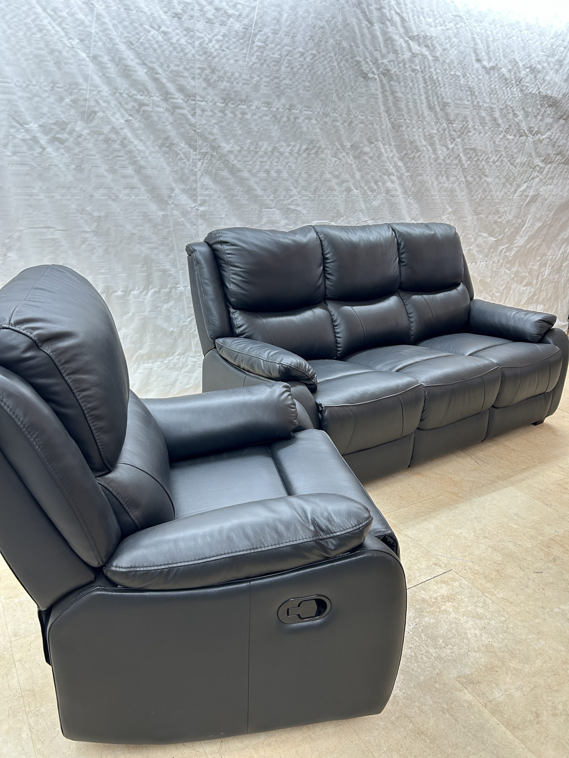 Ex-Display Palermo Static 3 Seater + Manual Recliner Leather Chair - Image 3